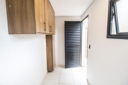 Casa de condomínio para alugar com 389m², 4 quartos e 3 vagas Casa de condomínio para alugar com 389m², 4 quartos e 3 vagasQuarto de Serviço