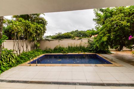 Casa de condomínio para alugar com 389m², 4 quartos e 3 vagas Casa de condomínio para alugar com 389m², 4 quartos e 3 vagasVista da Sala