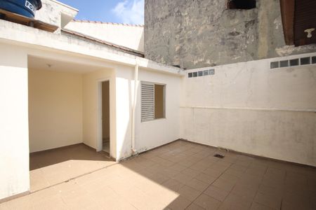 Casa para alugar com 120m², 3 quartos e 1 vaga Casa para alugar com 120m², 3 quartos e 1 vagaQuintal