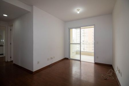 Sala de apartamento para alugar com 3 quartos, 73m² em Jardim Henriqueta, Taboão da Serra