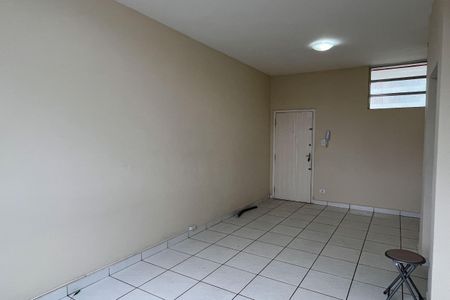 Apartamento para alugar com 81m², 2 quartos e 1 vagaSala