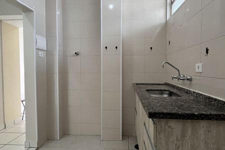 Apartamento para alugar com 81m², 2 quartos e 1 vagaCozinha e Área de Serviço
