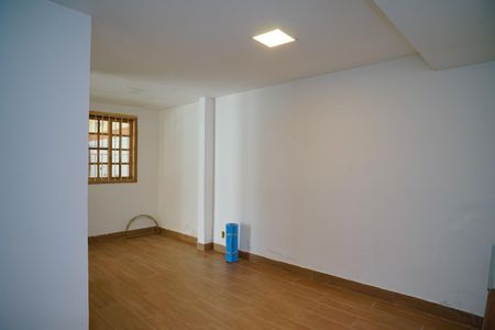 Sala de casa para alugar com 2 quartos, 430m² em São José de Imbassai, Maricá