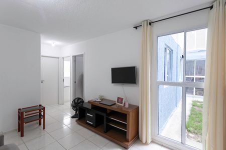 Sala de apartamento para alugar com 2 quartos, 41m² em Caiapos, Contagem