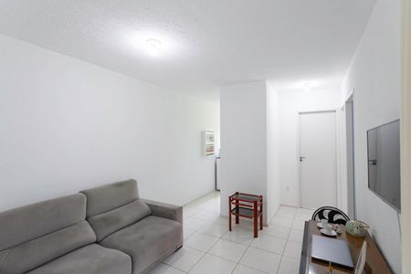 Sala de apartamento para alugar com 2 quartos, 41m² em Caiapos, Contagem