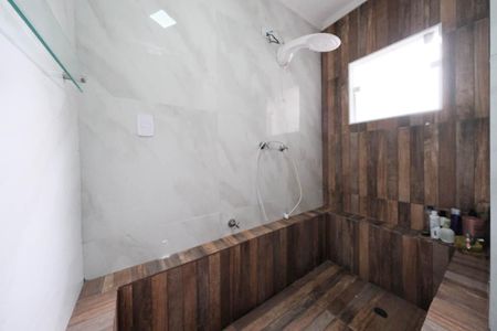 Casa à venda com 180m², 3 quartos e 2 vagasSuíte 3