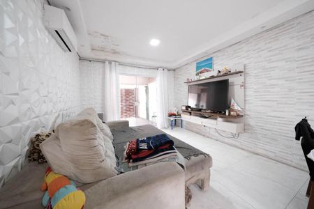 Sala/Cozinha de casa à venda com 3 quartos, 180m² em Ponte Rasa, São Paulo