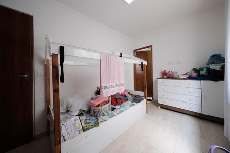 Casa à venda com 180m², 3 quartos e 2 vagasSuíte 2