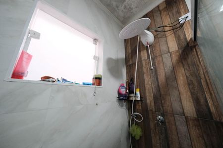 Casa à venda com 180m², 3 quartos e 2 vagasSuíte 2