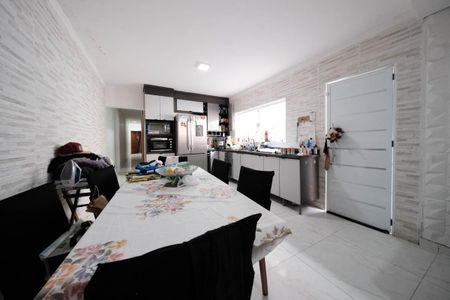 Casa à venda com 180m², 3 quartos e 2 vagasSala/Cozinha