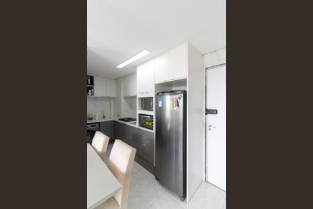 Apartamento à venda com 40m², 2 quartos e 1 vagaCozinha integrada com área de serviço