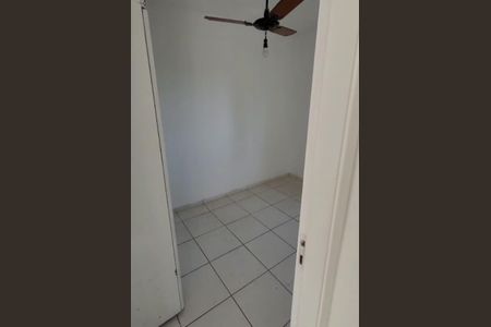 Quarto de apartamento à venda com 2 quartos, 47m² em Jardim Aeroporto, São Paulo