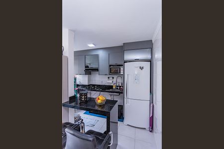 Apartamento à venda com 44m², 2 quartos e 1 vagaCozinha e Área de Serviço