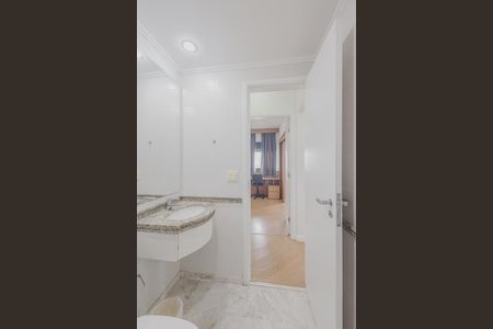 Apartamento para alugar com 60m², 2 quartos e 2 vagas Apartamento para alugar com 60m², 2 quartos e 2 vagasBanheiro