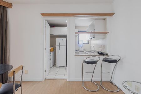 Apartamento para alugar com 60m², 2 quartos e 2 vagas Apartamento para alugar com 60m², 2 quartos e 2 vagasCozinha e Área de Serviço