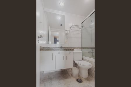 Apartamento para alugar com 60m², 2 quartos e 2 vagas Apartamento para alugar com 60m², 2 quartos e 2 vagasBanheiro da Suíte