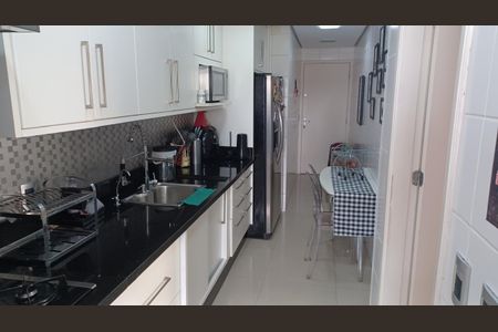 Apartamento para alugar com 3 quartos, 147m² em Vila Gomes Cardim, São Paulo