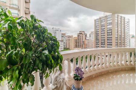 Apartamento à venda com 210m², 3 quartos e 1 vagaVaranda