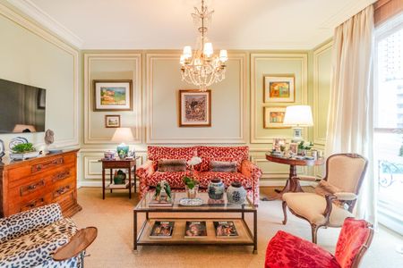 Sala de TV de apartamento à venda com 3 quartos, 210m² em Cerqueira César, São Paulo