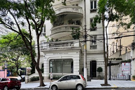 Apartamento à venda com 210m², 3 quartos e 1 vagaFachada