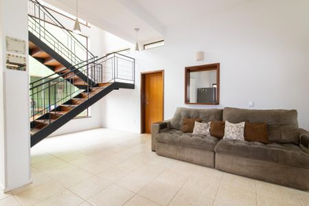 Casa para alugar com 4 quartos, 300m² em Chácara Santa Margarida, Campinas