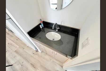 Banheiro de apartamento à venda com 2 quartos, 35m² em Parada Inglesa, São Paulo