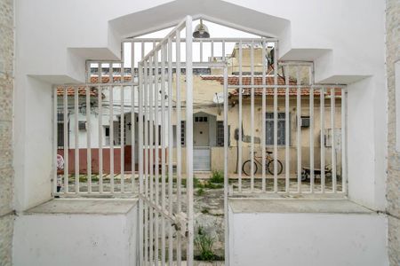 Casa à venda com 60m², 2 quartos e sem vaga Casa à venda com 60m², 2 quartos e sem vagaSala - Hall da entrada