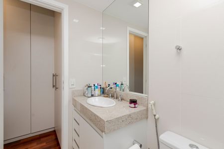 Apartamento para alugar com 73m², 1 quarto e 2 vagasSuíte