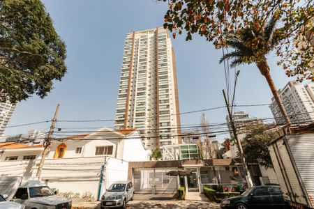 Apartamento para alugar com 73m², 1 quarto e 2 vagasFachada