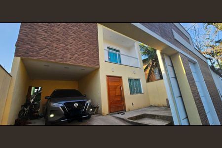 Casa de condomínio à venda com 161m², 3 quartos e 2 vagas Casa de condomínio à venda com 161m², 3 quartos e 2 vagasGaragem