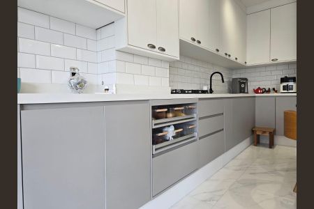 Apartamento à venda com 70m², 2 quartos e 1 vagaSala e cozinha integrada 