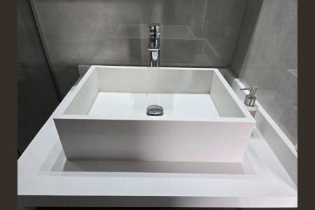 Apartamento à venda com 70m², 2 quartos e 1 vagaBanheiro da Suíte