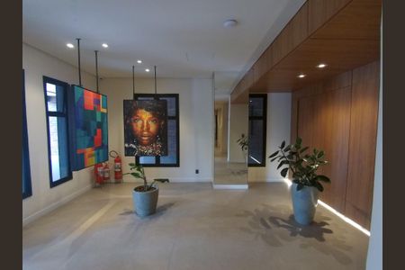 Apartamento à venda com 70m², 2 quartos e 1 vagaHall de entrada