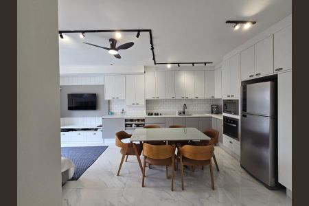 Apartamento à venda com 70m², 2 quartos e 1 vagaSala e cozinha integrada 