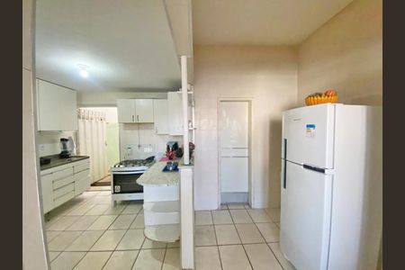 Casa à venda com 360m², 5 quartos e 5 vagas