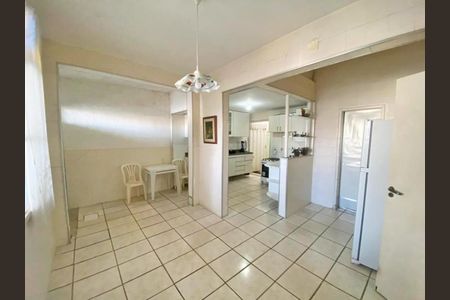 Casa à venda com 360m², 5 quartos e 5 vagas