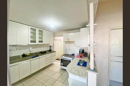 Casa à venda com 360m², 5 quartos e 5 vagas