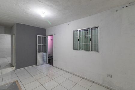 Sala de casa para alugar com 2 quartos, 60m² em Parque Guarani, São Paulo