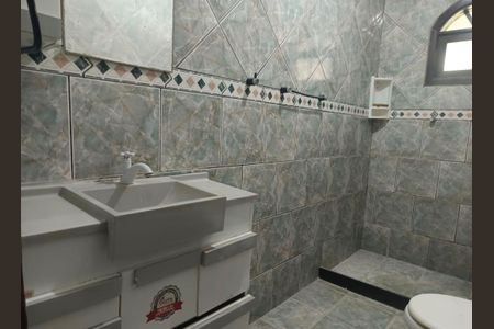 Casa para alugar com 104m², 2 quartos e 4 vagasBanheiro