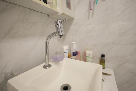 Casa à venda com 200m², 1 quarto e 2 vagasBanheiro