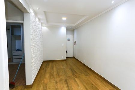 Sala  de apartamento para alugar com 2 quartos, 85m² em Parque Ipe, São Paulo