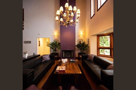 Casa para alugar com 5 quartos, 514m² em Parque dos Principes, São Paulo