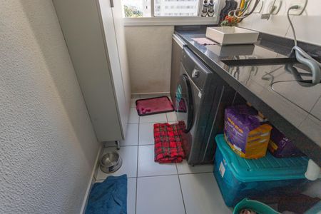 Apartamento à venda com 54m², 3 quartos e 1 vagaÁrea de serviço 
