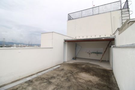 Apartamento à venda com 97m², 2 quartos e 1 vagaÁrea de Serviço