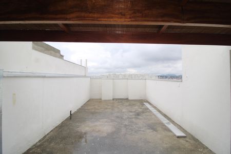 Apartamento à venda com 97m², 2 quartos e 1 vagaÁrea de Serviço