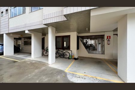 Garagem de apartamento à venda com 3 quartos, 95m² em São Pedro, Belo Horizonte