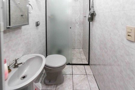 Casa à venda com 200m², 4 quartos e 2 vagasBanheiro da Suite