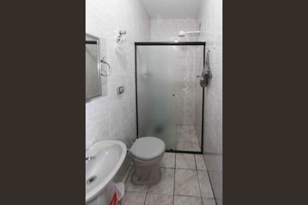 Casa à venda com 200m², 4 quartos e 2 vagasBanheiro da Suite