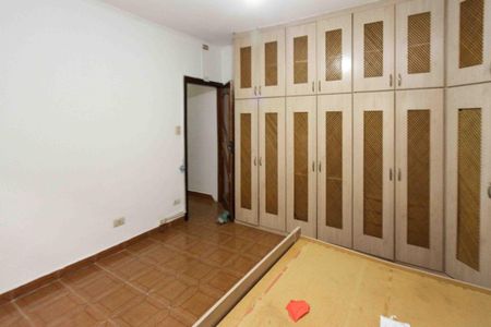 Casa à venda com 200m², 4 quartos e 2 vagasQuarto