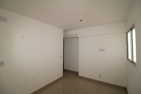 Sala / Cozinha de apartamento à venda com 2 quartos, 48m² em Piqueri, São Paulo